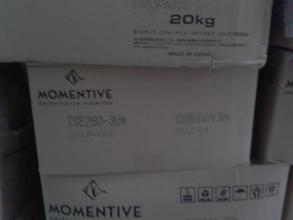 ~DMOMENTIVE